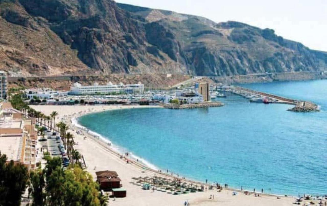 Captivating 2-Bed Apartment In Aguadulce Aguadulce  Eksteriør billede